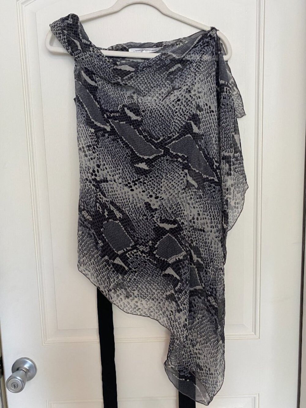 Diane Von Furstenberg Silk Snakeskin Print Blouse